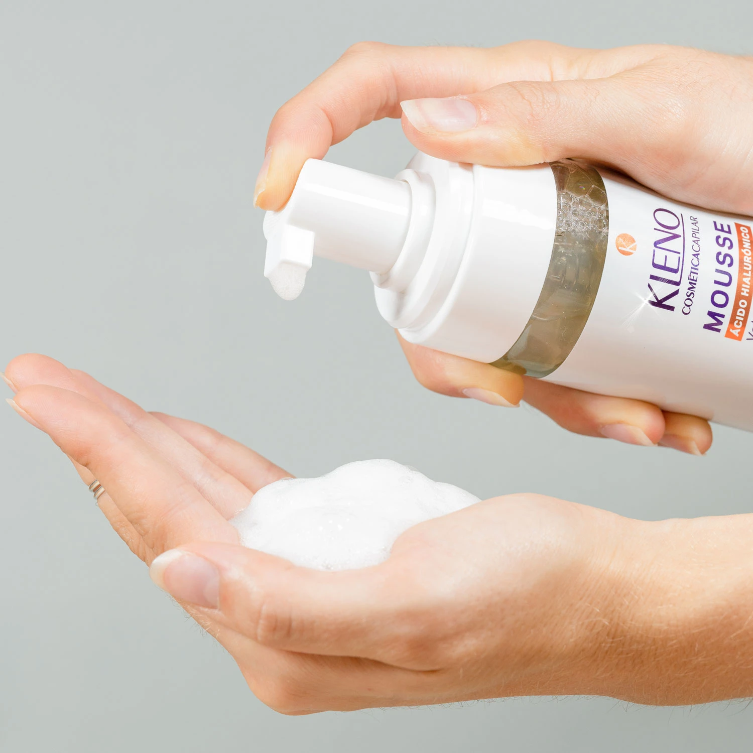 Mousse Kleno Ácido hialurónico 150cc